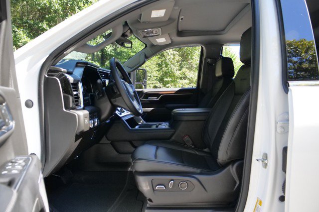 Used 2024 GMC Sierra 2500 Denali AWD/4WD image 27