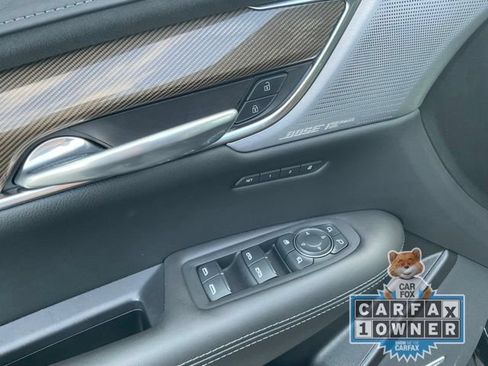 Used 2023 Cadillac XT5 Premium Luxury w/ Platinum Package AWD/4WD image 12