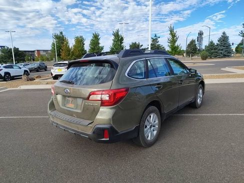 Used 2019 Subaru Outback 2.5i AWD/4WD image 3