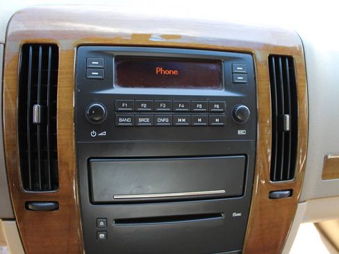 Used 2005 Cadillac STS w/ Preferred Equipment Group RWD image 23