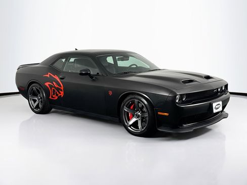 Used 2021 Dodge Challenger SRT Hellcat w/ Plus Package image 2