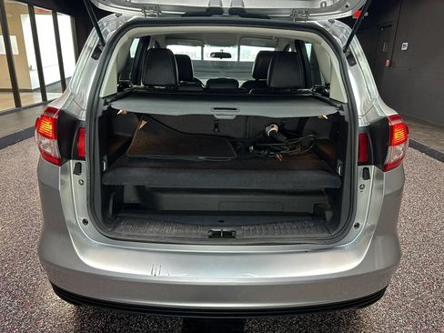 Used 2017 Ford C-MAX Energi SE w/ Equipment Group 402A FWD image 24