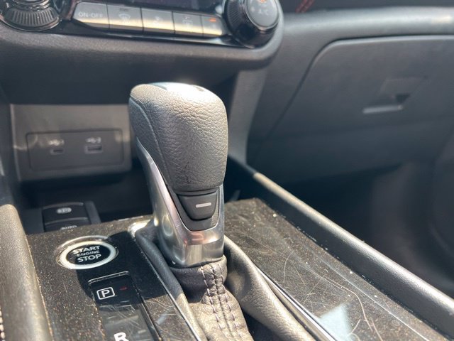 Used 2024 Nissan Kicks SR FWD image 23