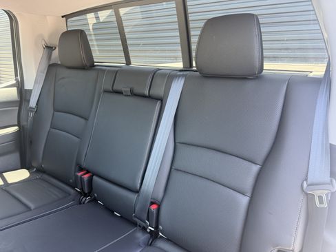 Used 2022 Honda Ridgeline RTL-E image 11