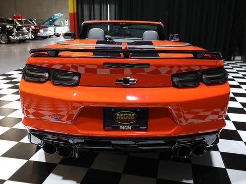 Used 2020 Chevrolet Camaro SS image 31