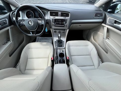 Used 2015 Volkswagen Golf S FWD image 13