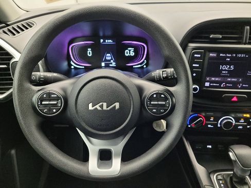 Used 2023 Kia Soul LX w/ Option Group 015 image 22
