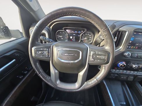 Used 2022 GMC Sierra 3500 Denali AWD/4WD image 12