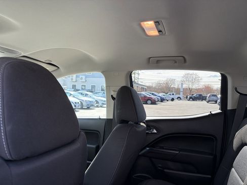 Used 2020 Chevrolet Colorado LT w/ Safety Package image 21