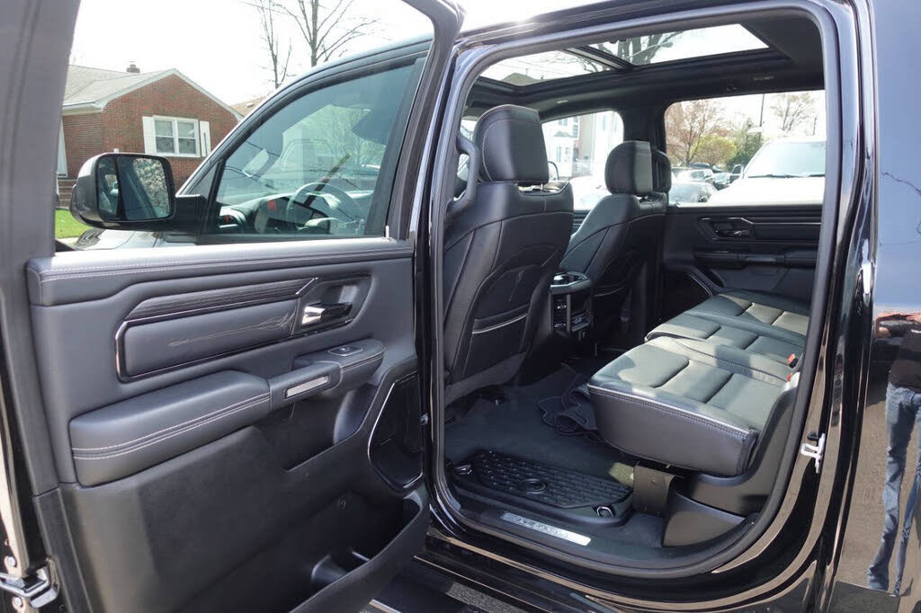 Used 2023 RAM 1500 Limited w/ Night Edition AWD/4WD image 20