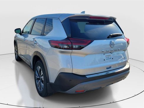 Used 2023 Nissan Rogue SV FWD image 3