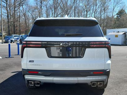 New 2026 Chevrolet Traverse LT w/ LPO, Floor Liner Package