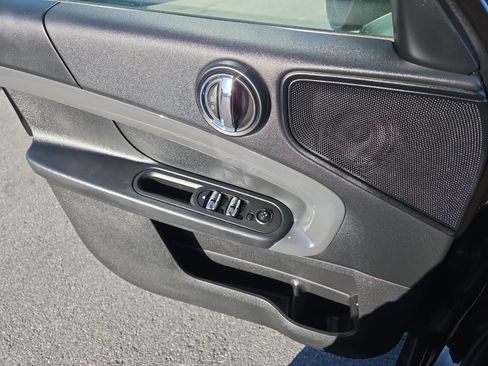 Used 2019 MINI Cooper Countryman S image 9