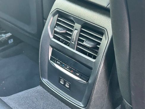 Used 2025 BMW 330i Sedan RWD image 35