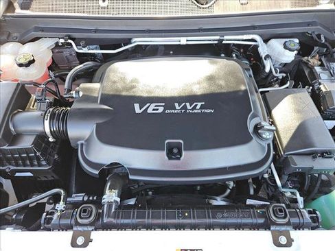 Used 2019 Chevrolet Colorado LT w/ Redline Special Edition image 26