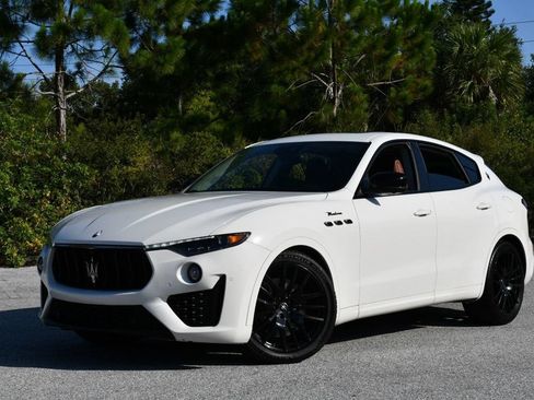 Used 2022 Maserati Levante Modena AWD/4WD image 23