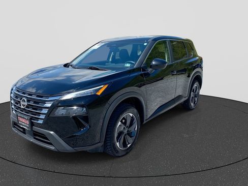 Used 2024 Nissan Rogue SV AWD/4WD image 10