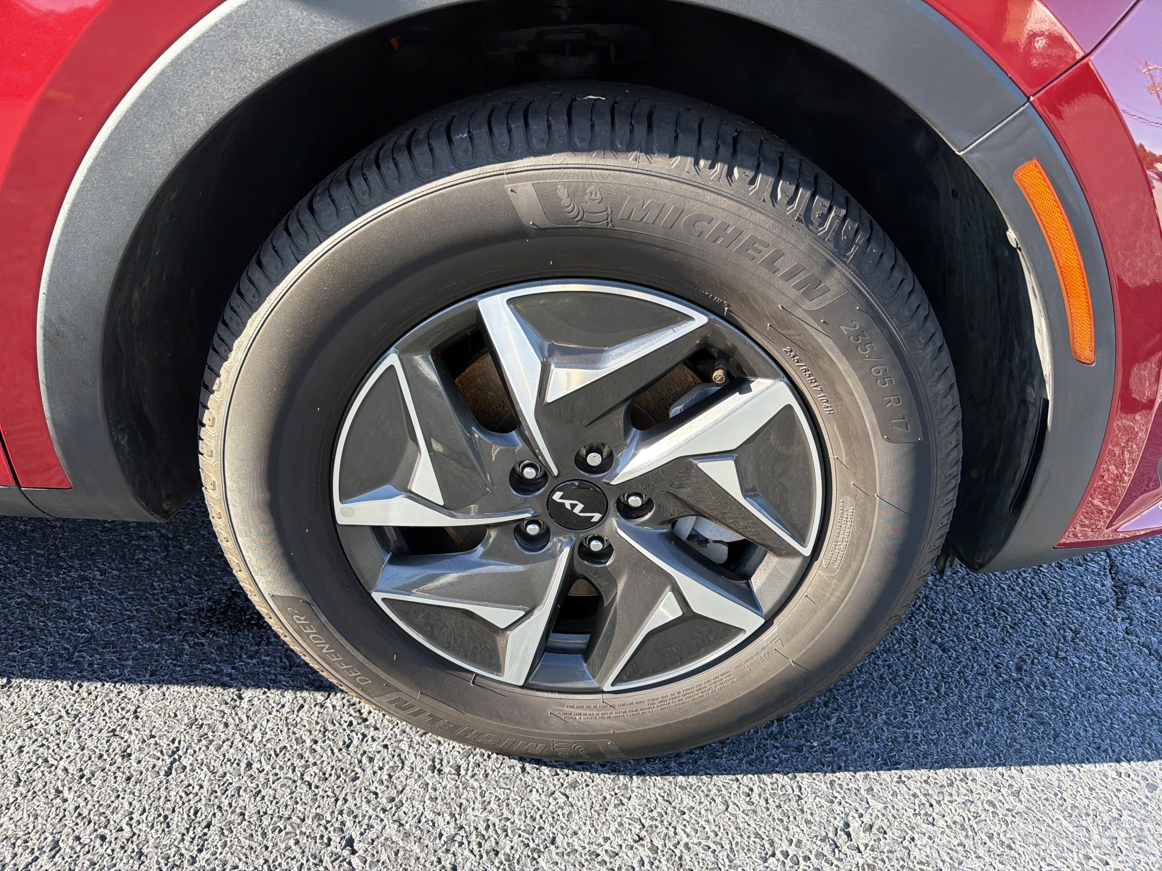 Used 2022 Kia Sorento S AWD/4WD image 29