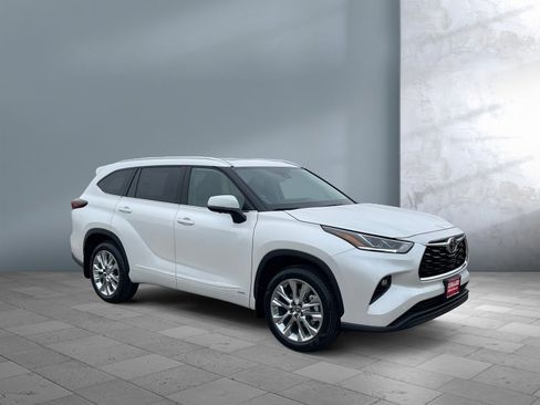 New 2026 Toyota Highlander Limited AWD/4WD image 8