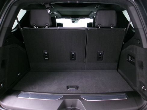 Used 2023 Cadillac Escalade V image 19