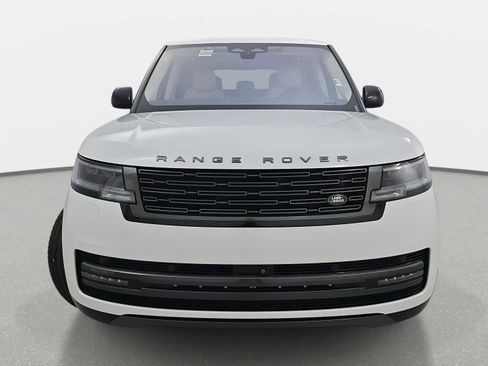Certified 2023 Land Rover Range Rover SE image 2