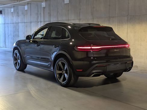 New 2026 Porsche Macan image 3