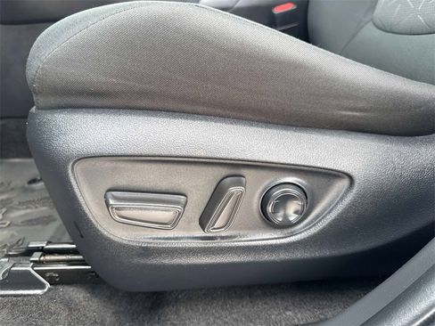 Used 2023 Toyota RAV4 AWD Hybrid image 13