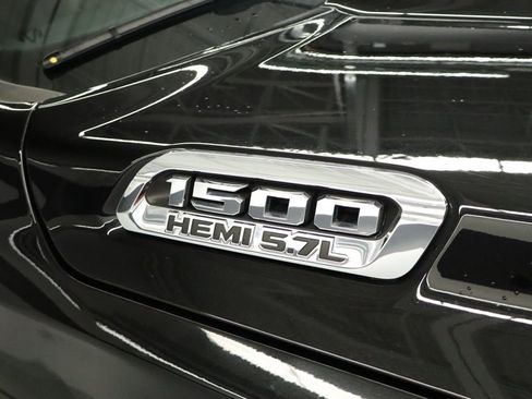 Used 2019 RAM 1500 Limited AWD/4WD image 19