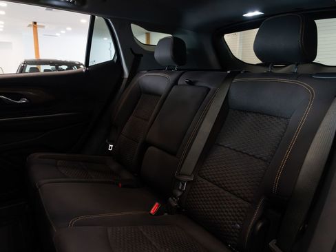 Used 2021 GMC Terrain SLE w/ Elevation Edition AWD/4WD image 8