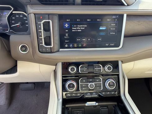 Used 2021 GMC Yukon XL Denali w/ Denali Ultimate Package RWD image 31