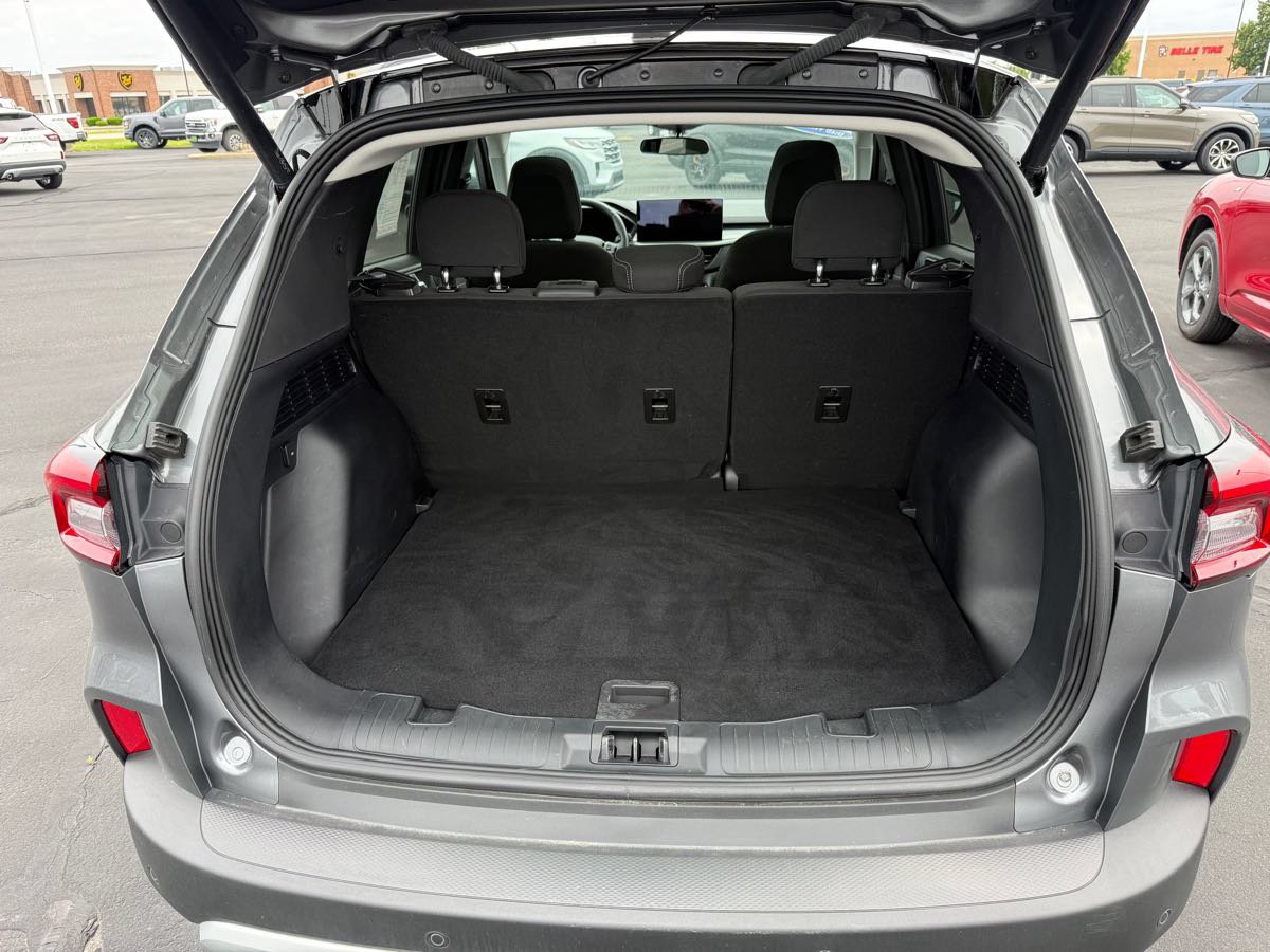 Used 2024 Ford Escape Active w/ Tech Pack #2 AWD/4WD image 12