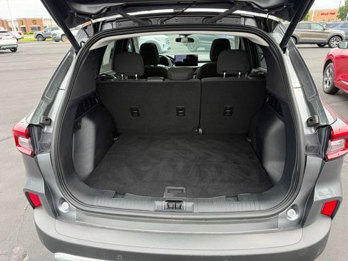 Used 2024 Ford Escape Active w/ Tech Pack #2 AWD/4WD image 12