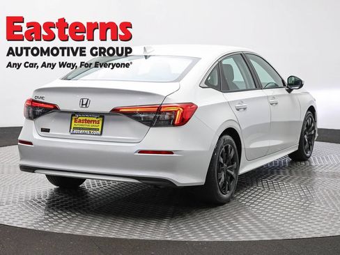Used 2024 Honda Civic LX image 5