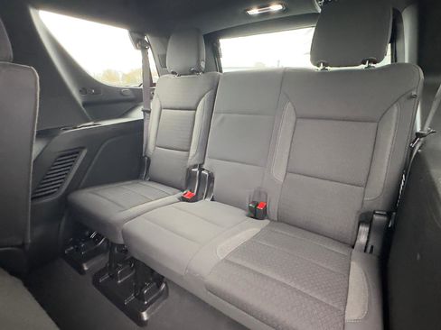 Used 2024 GMC Yukon SLE w/ Max Trailering Package image 9