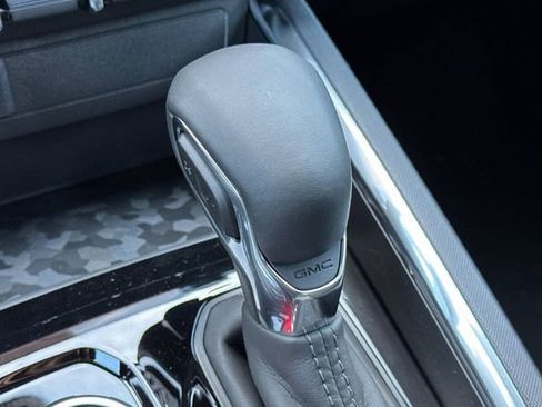 New 2026 GMC Canyon Elevation image 24