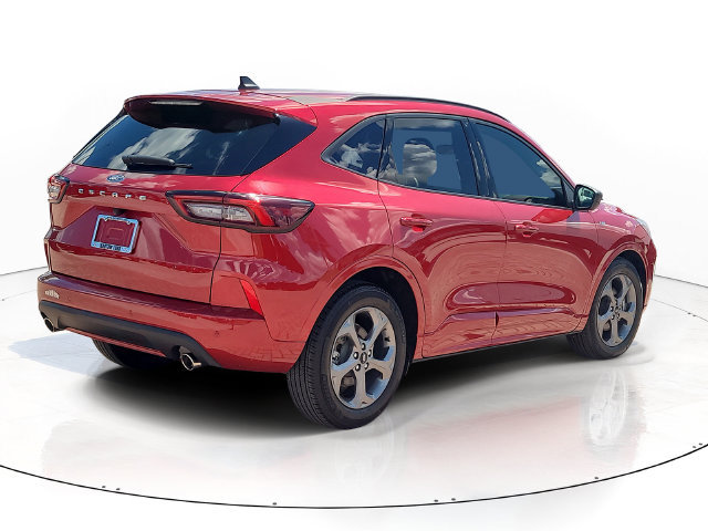 Used 2023 Ford Escape ST-Line w/ Tech Pack #1 FWD image 5