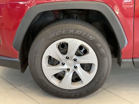 Used 2024 Toyota RAV4 LE AWD/4WD image 12
