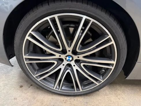 Used 2019 BMW 540i w/ M Sport Package RWD image 18