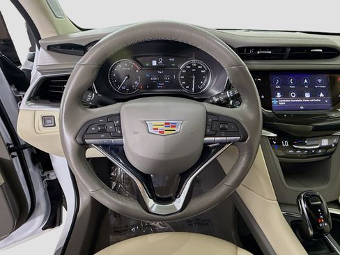 Used 2024 Cadillac XT6 Premium Luxury image 13