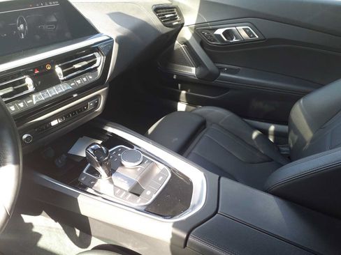 Used 2019 BMW Z4 sDrive30i w/ Convenience Package RWD image 11