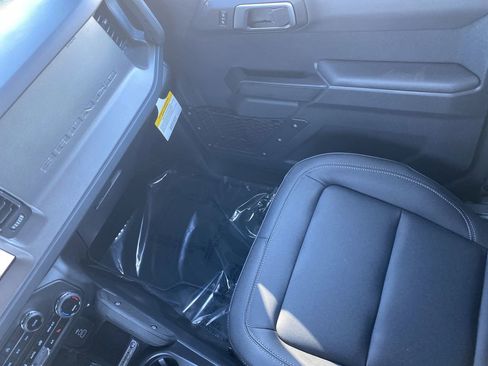 New 2026 Ford Bronco Big Bend w/ Black Diamond Package AWD/4WD image 15