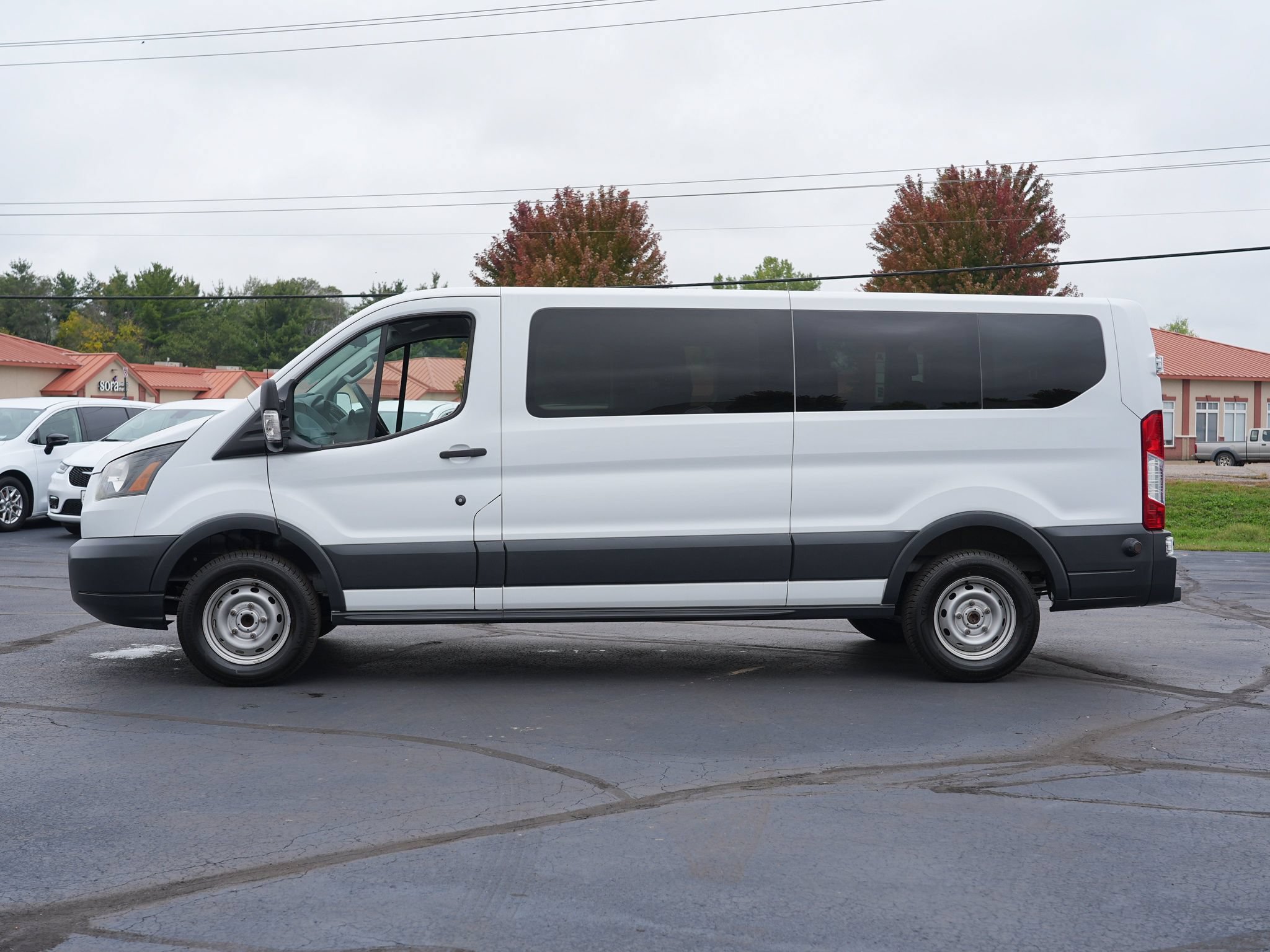 Used 2018 Ford Transit 350 XL RWD image 7
