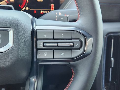 New 2026 GMC Yukon AT4 Ultimate w/ LPO, Floor Liner Package image 32