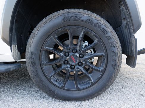 Used 2024 Toyota Sequoia Limited image 14