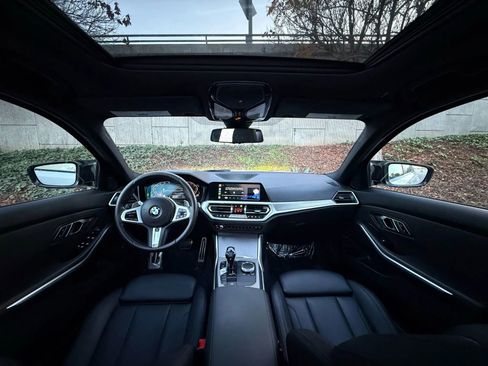 Used 2019 BMW 330i Sedan w/ M Sport Package image 20