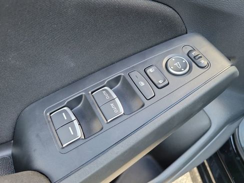 Used 2025 Honda Civic LX image 17