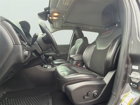 Used 2021 Jeep Cherokee Trailhawk w/ Sun, Sound & Nav Group image 2