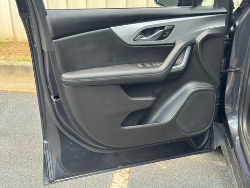 Used 2021 Chevrolet Blazer LT FWD image 38
