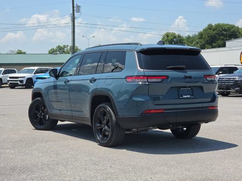 Certified 2026 Jeep Grand Cherokee L Limited w/ Limited Altitude Package AWD/4WD image 5