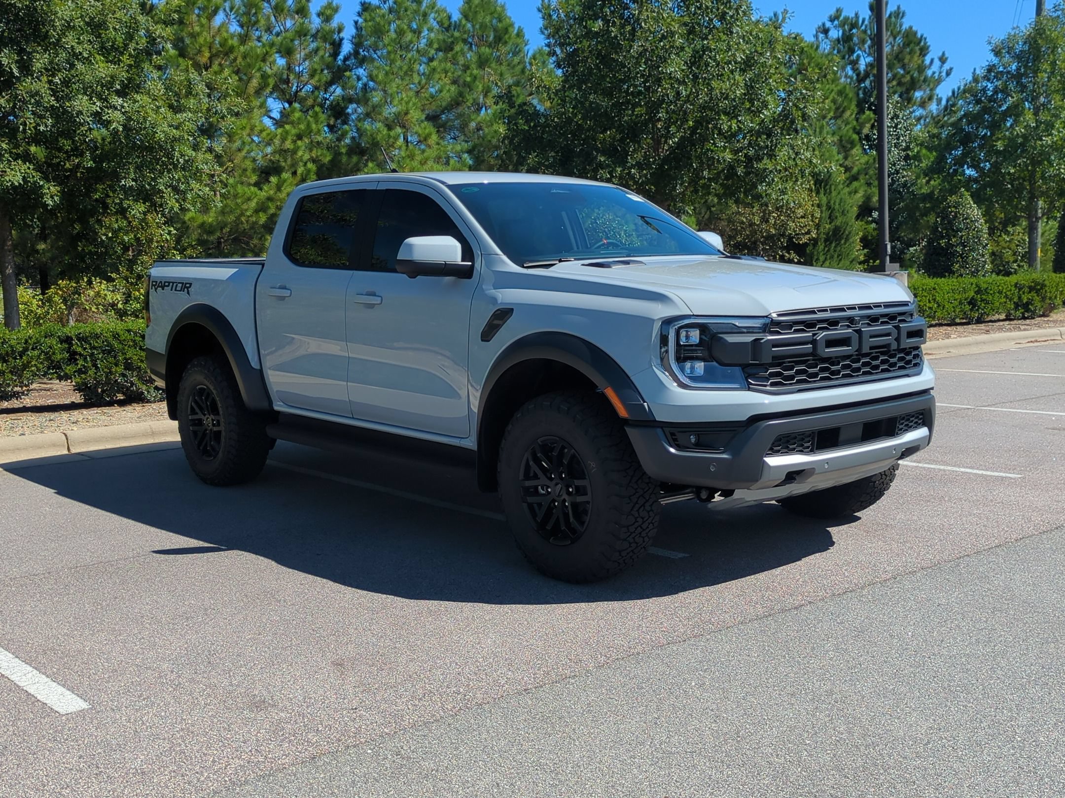 New 2026 Ford Ranger Raptor AWD/4WD image 1